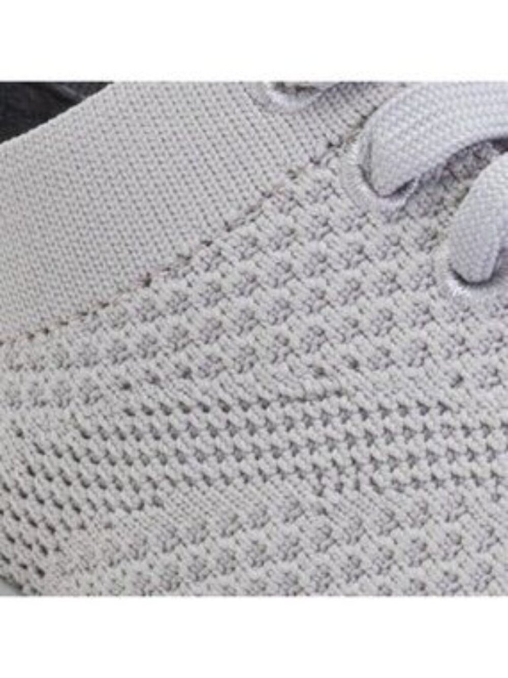 MOSHN Wide Leap Sneakers - Picture 2 of 4